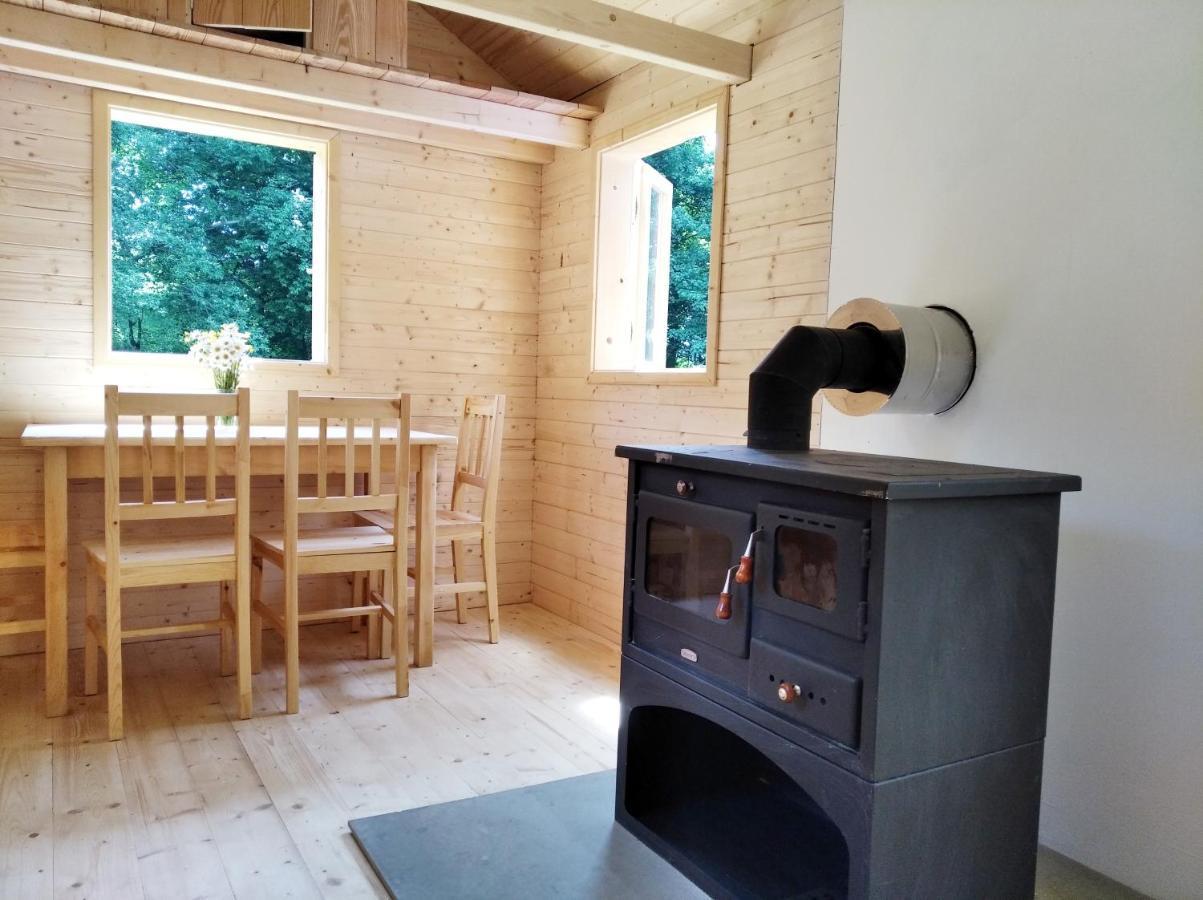 Celorocni Glamping V Pohodlnem Domecku Villa Výprachtice Exteriör bild